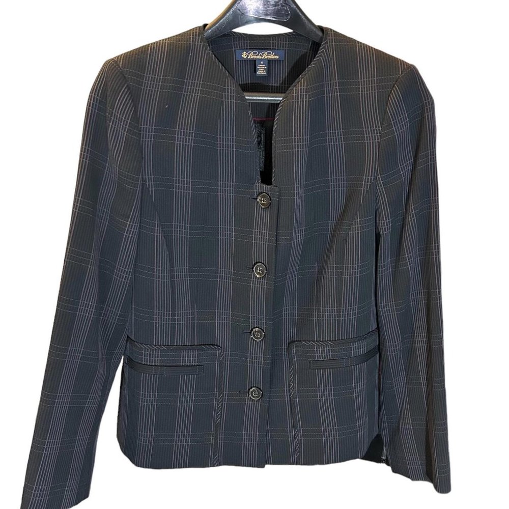 Brooks Brothers Women's (4) Black Plaid Sweetheart Neckline Blazer. Retail: $295
